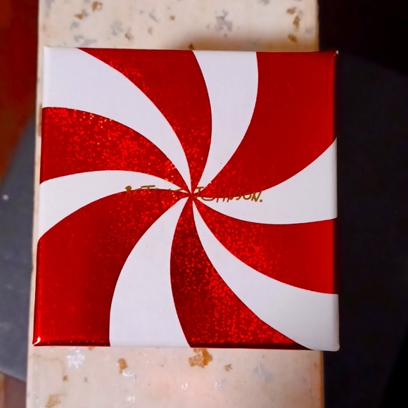 Betsey Johnson Christmas Tree🎄 statement earrings - Picture 2 of 2